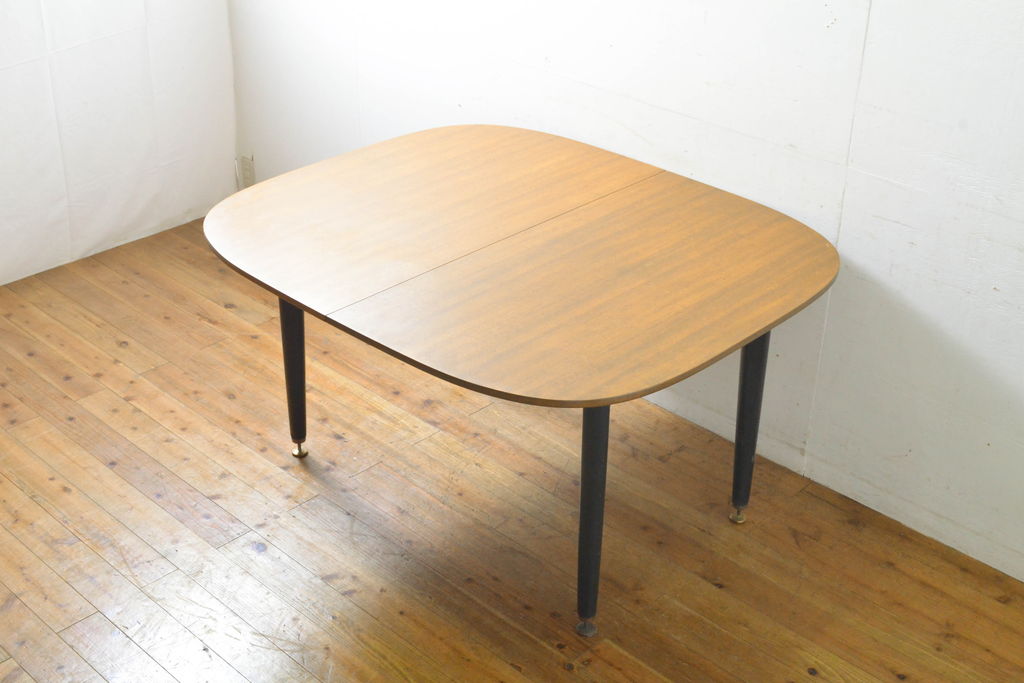 イギリスビンテージ　G-PLAN(ジープラン)　BBシリーズ　シンプルで使いやすいデザインのエクステンションテーブル(ダイニングテーブル、ヴィンテージ)(R-060962)