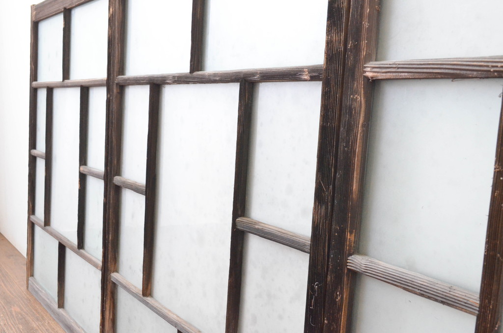 アンティーク建具　大正ロマンの雰囲気漂うデザインのガラス窓4枚セット(引き戸、ガラス戸)(R-065540)