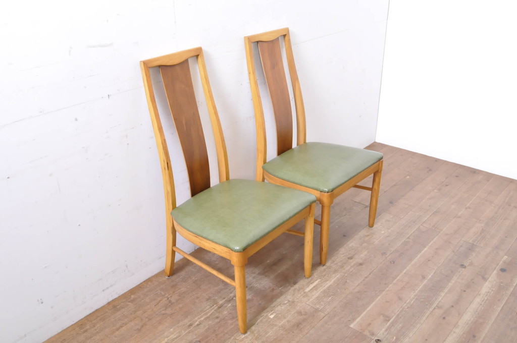 中古　美品　DREXEL HERITAGE(ドレクセルヘリテイジ)　北欧テイストのお部屋におすすめ!!洗練されたモダンデザインが美しいダイニングチェア2脚セット(椅子、イス)(R-066803)