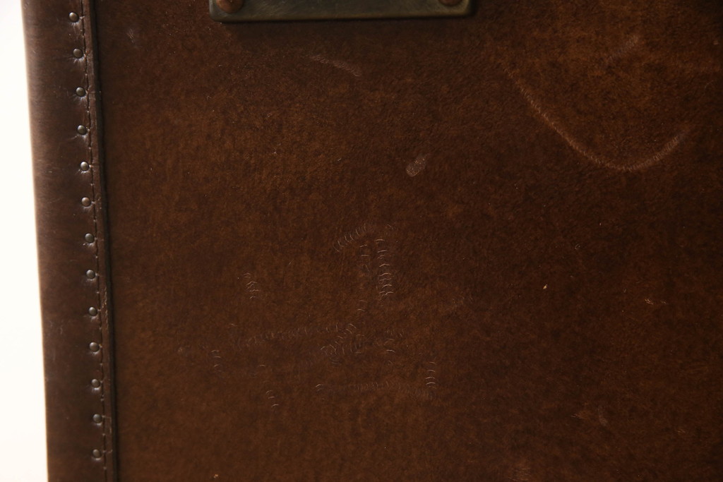 中古　イギリス製　HALO(ハロ)　PARIS TRUNK(パリストランク)　ヴィンテージスタイルのお部屋におすすめなトランクボックス(収納ボックス、ディスプレイ雑貨、収納箱、サイドテーブル、英国)(R-066618)