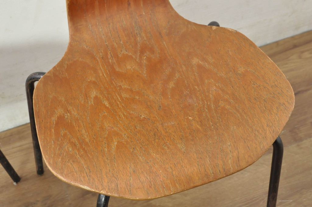 デンマークビンテージ　FRITZ HANSEN(フリッツハンセン)　Arne Jacobsen(アルネ・ヤコブセン)　model.3123　子供用Tチェア3脚セット(キッズチェア、ハンマーチェア、チャイルドチェア、ダイニングチェア、板座チェア、北欧、ヴィンテージ)(R-080793)