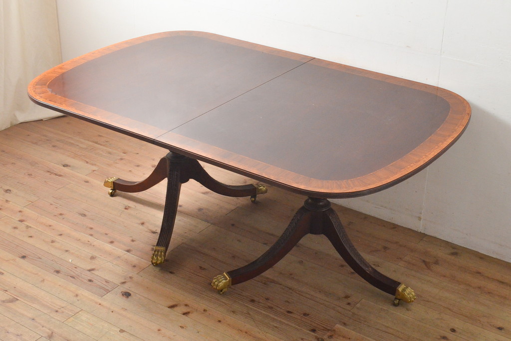 中古　美品　アメリカ高級家具　COUN CILL(カウンシル)　マホガニー材　高級感漂う佇まいが魅力のダイニングテーブル(カンセル、エクステンションテーブル)(定価約100万円)(R-057409)