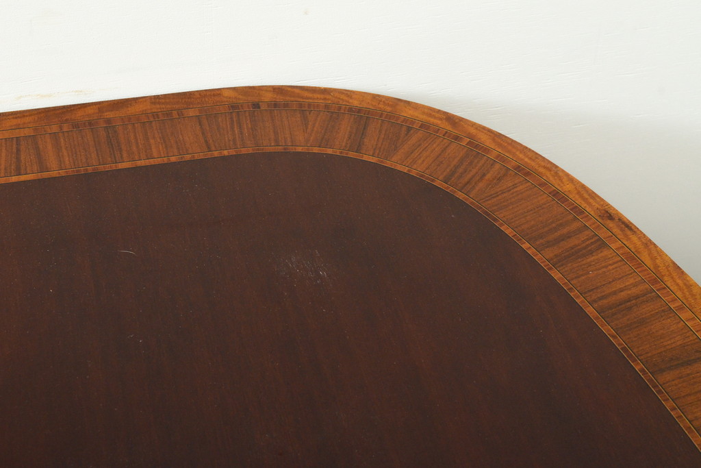 中古　美品　アメリカ高級家具　COUN CILL(カウンシル)　マホガニー材　高級感漂う佇まいが魅力のダイニングテーブル(カンセル、エクステンションテーブル)(定価約100万円)(R-057409)
