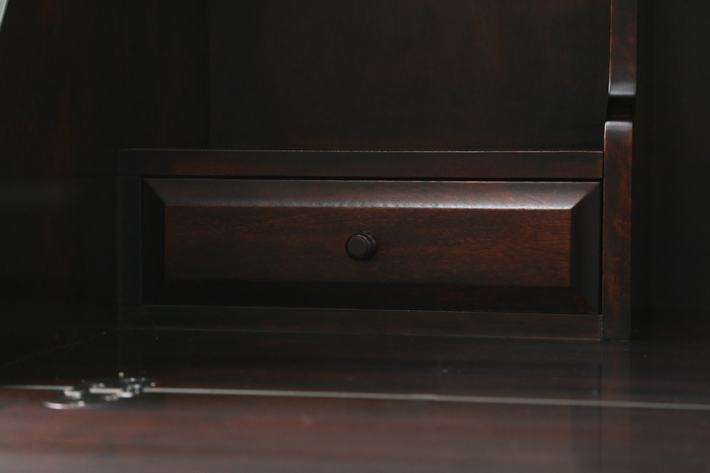 中古　美品　カバ材　北の匠　山室家具製作所　希少な絶版品!風格ある存在感のライティングビューロー(デスク、両袖机、ワークデスク、在宅ワーク)(R-058150)