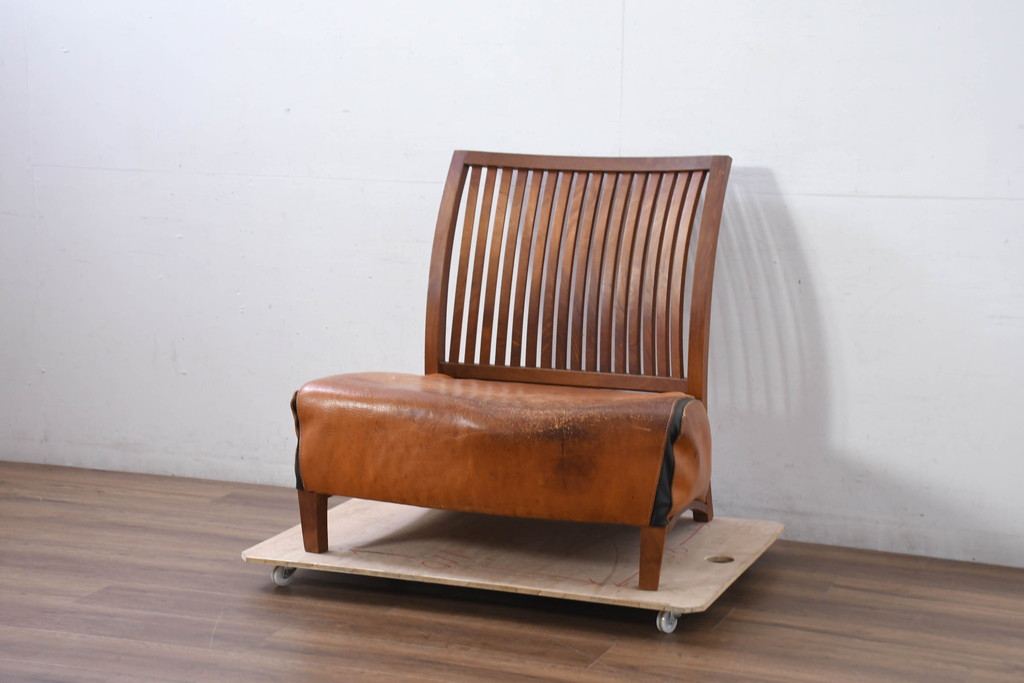 中古　希少な廃番品!!　BC工房　安楽きらきら椅子　チーク材　ワイドタイプ　和洋どちらの空間にも取り入れやすいアームレスチェア(1Pソファ、一人掛け)(R-081785)