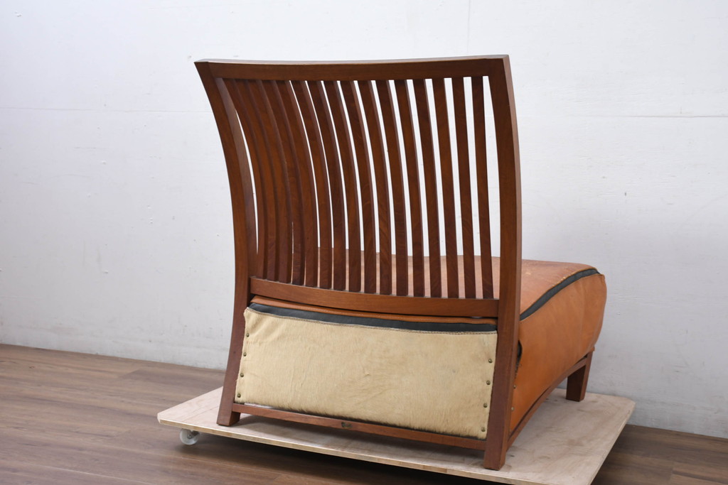 中古　希少な廃番品!!　BC工房　安楽きらきら椅子　チーク材　ワイドタイプ　和洋どちらの空間にも取り入れやすいアームレスチェア(1Pソファ、一人掛け)(R-081785)