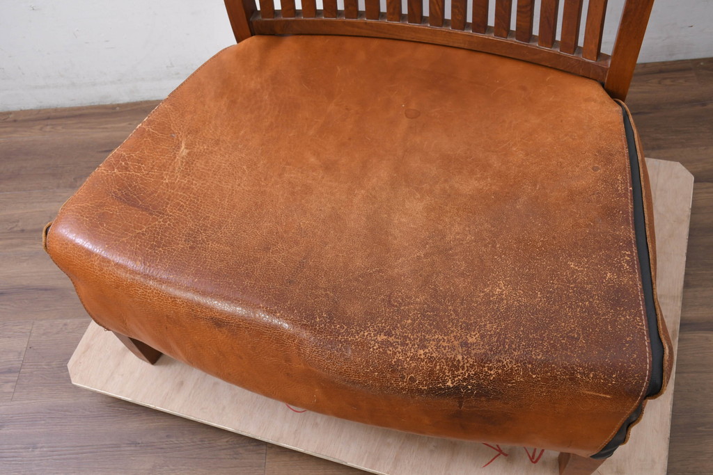 中古　希少な廃番品!!　BC工房　安楽きらきら椅子　チーク材　ワイドタイプ　和洋どちらの空間にも取り入れやすいアームレスチェア(1Pソファ、一人掛け)(R-081785)