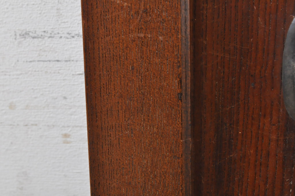 アンティーク建具　総欅(ケヤキ)材　経年を感じさせる木味が魅力の板戸窓2枚セット(引き戸)(R-073614)
