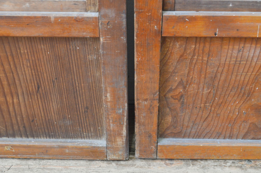 アンティーク建具　和の風情が感じられる裏障子付きの格子戸2枚セット(引き戸、ガラス帯戸、障子戸)(R-067344)