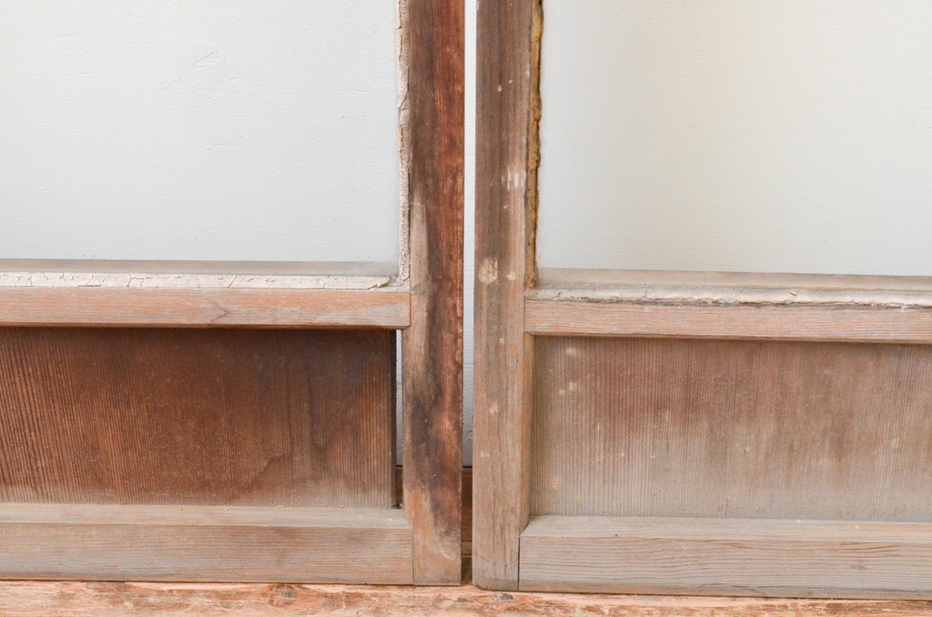 アンティーク建具　経年を感じさせる古い木味が魅力のガラス戸4枚セット(引き戸)(R-067359)