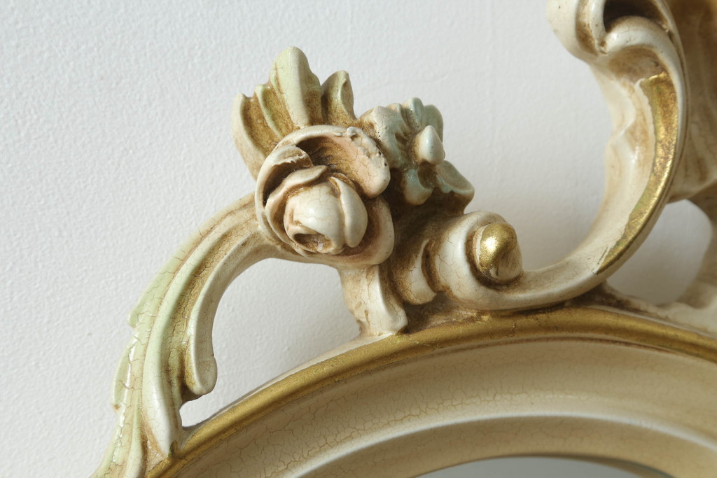 中古　イタリア　SILIK(シリック)　ロココ調の細やかで豪華な彫刻が見事!エレガントなお部屋づくりにおすすめのウォールミラー(壁掛け鏡、姿見)(R-075492)