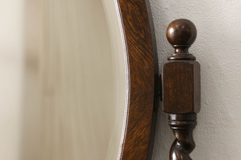 イギリスアンティーク　オーク材　品のあるデザインが魅力的なドレッシングチェスト(ドレッサー、鏡台)(R-061185)