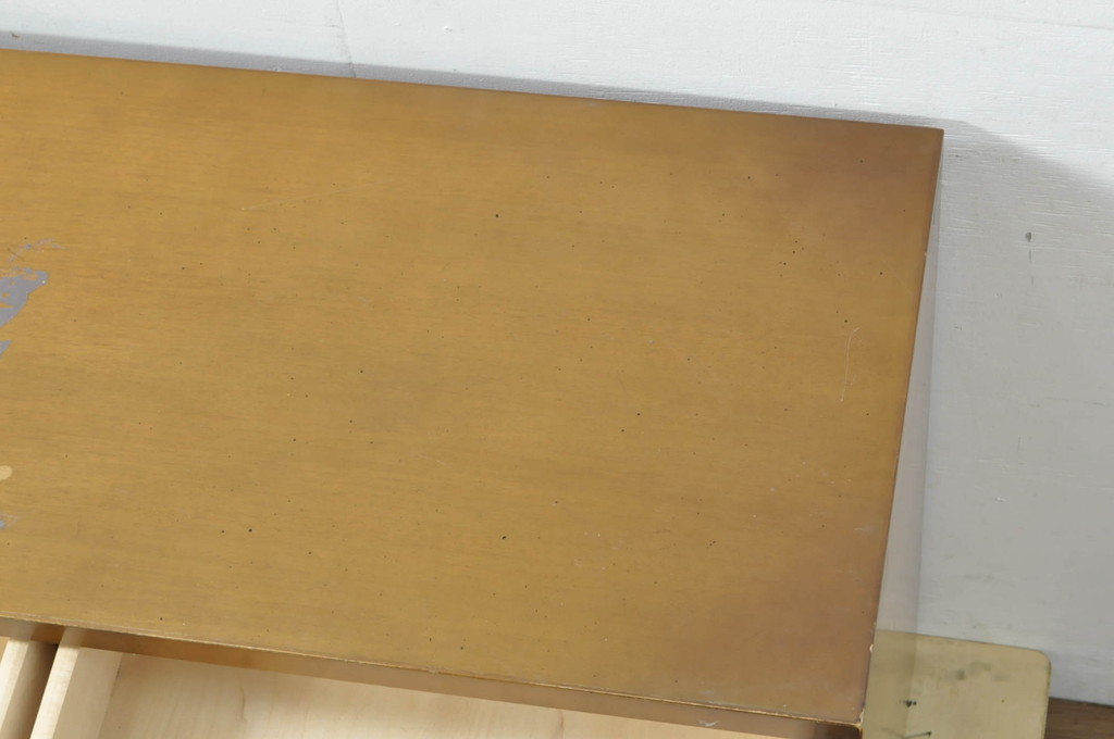 中古　カリモク家具(karimoku)　domani(ドマーニ)　Morganton(モーガントン)　希少なライトコニャック色　直線的でシンプルなデザインが取り入れやすいデスク(平机、在宅ワーク、在宅用ワークデスク、サイドボード)(定価約18万円)(R-080666)