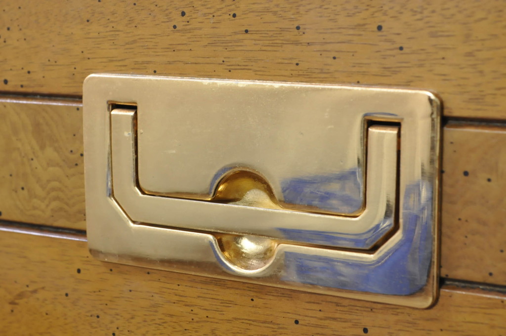 中古　カリモク家具(karimoku)　domani(ドマーニ)　Morganton(モーガントン)　希少なライトコニャック色　直線的でシンプルなデザインが取り入れやすいデスク(平机、在宅ワーク、在宅用ワークデスク、サイドボード)(定価約18万円)(R-080666)
