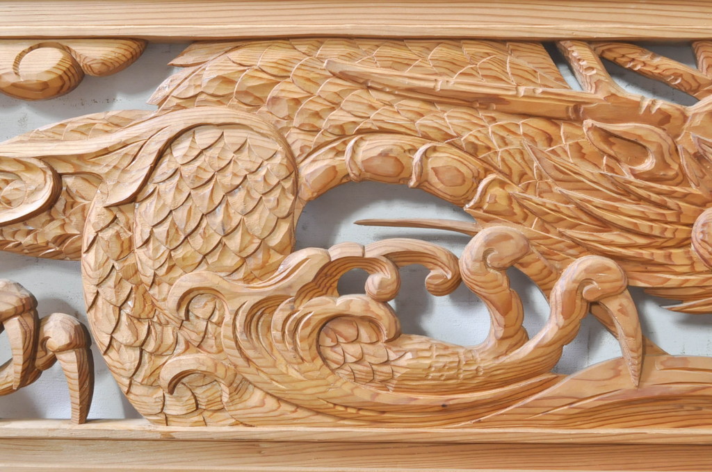 ビンテージ建具　杉(スギ)材　躍動感ある龍(竜)が見事な両面彫刻欄間2枚セット(明かり取り、明り取り、ヴィンテージ)(R-073857)