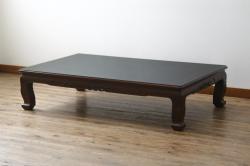 中古　美品　指物工芸家具　本紫檀(シタン)　凝った脚のデザインが目を惹くガラス天板付き座卓(ローテーブル、センターテーブル)(R-075690)