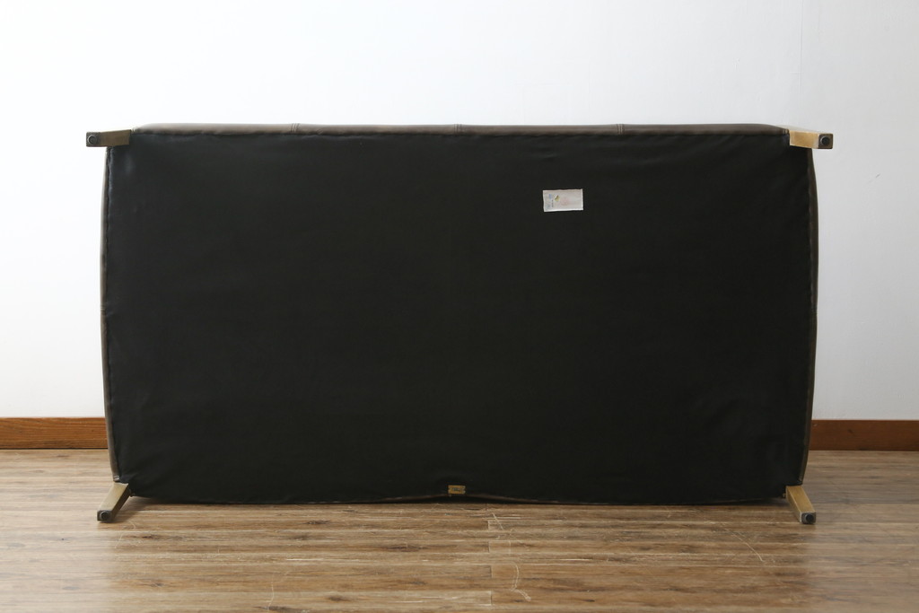 中古　美品　HALO(ハロ)　LOFFEE(ロフィ)　本革　ヴィンテージ加工を施したレザーが格好いい2Pソファ(2人掛けソファ、二人掛け、ラブソファ、アームソファ、レザーソファ)(R-072101)
