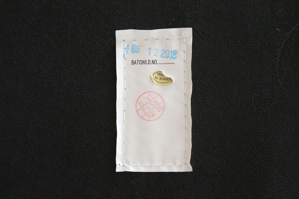 中古　美品　HALO(ハロ)　LOFFEE(ロフィ)　本革　ヴィンテージ加工を施したレザーが格好いい2Pソファ(2人掛けソファ、二人掛け、ラブソファ、アームソファ、レザーソファ)(R-072101)