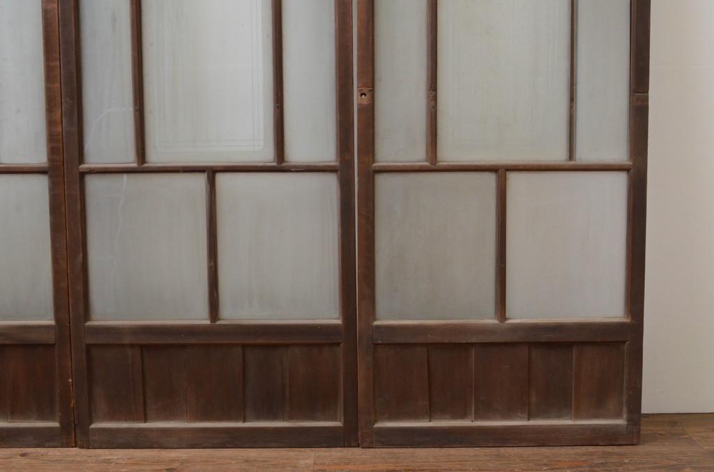 アンティーク建具　大正ロマンスタイルのお部屋作りにおすすめな幅狭ガラス戸4枚セット(引き戸)(R-067186)