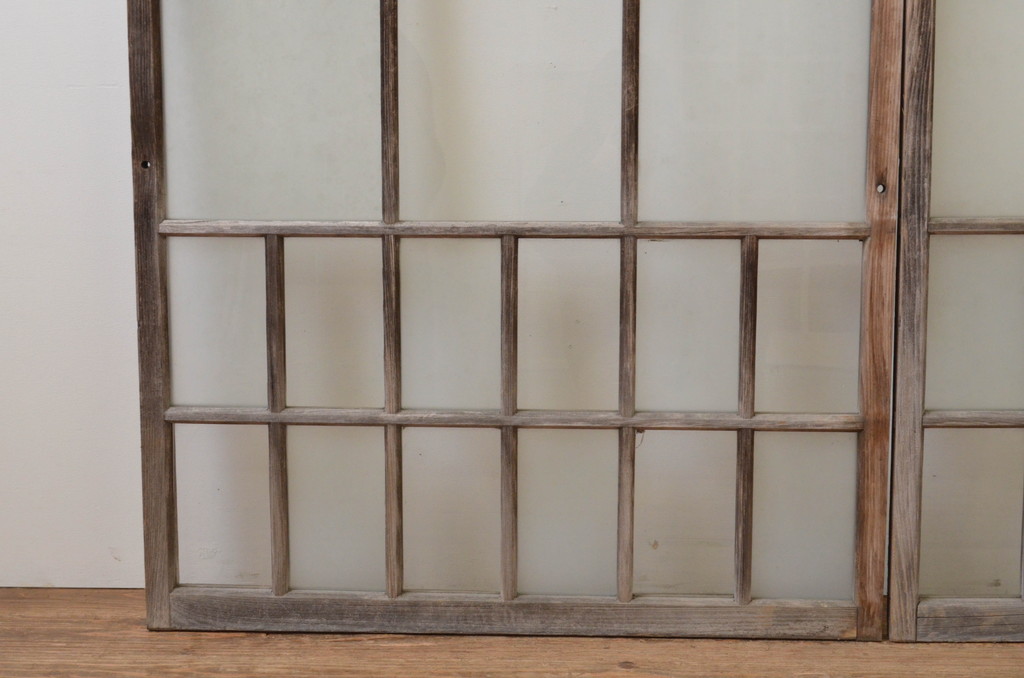 アンティーク建具　大正ロマン　レトロな雰囲気漂うガラス窓2枚セット(引き戸、ガラス戸)(R-067196)
