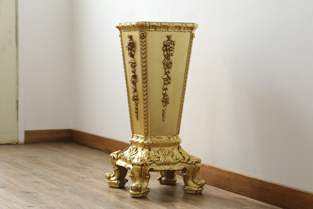 中古　美品　イタリアブランド家具　SILIK(シリック)　気品溢れる佇まいが目を引くアンブレラスタンド(傘立て)(定価約37万円)(R-060494)