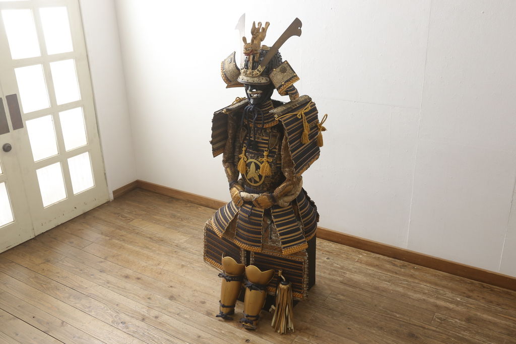 全長170cm　荘厳で迫力に満ちた等身鎧(兜、甲冑、鎧立て、箱付き、五月人形、子供の日、端午の節句、武者人形、家紋、丸に沢瀉)(R-061341)