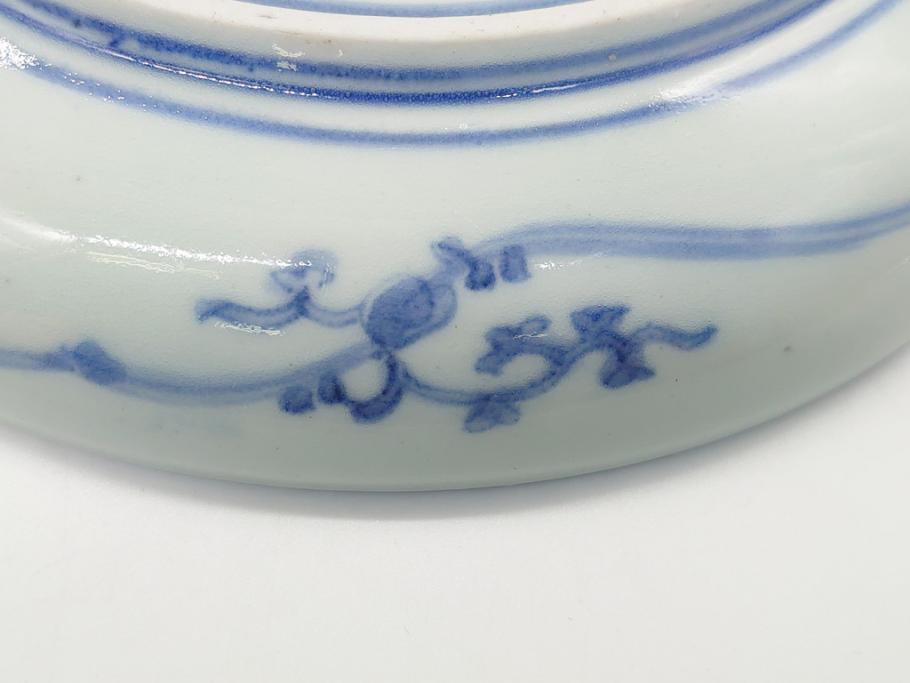  	江戸期　古伊万里　染付　蛸唐草　見込み松竹梅文　富貴長春　6.7寸　約20cm　中皿2枚セット(六寸七分、和皿、和食器)(R-063075)