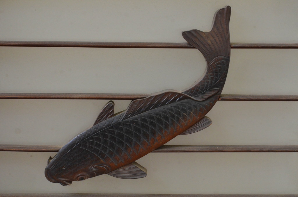 アンティーク建具　美しい鯉の彫刻が目を惹くガラス入り書院戸2枚セット(窓、ガラス戸、引き戸)(R‐067182)
