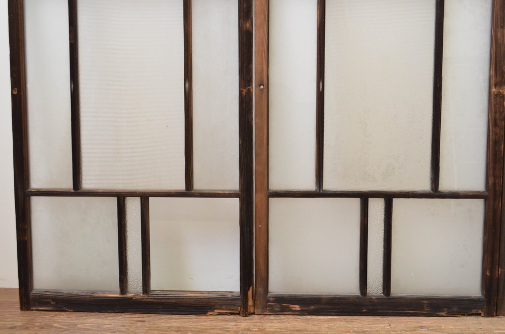 アンティーク建具　大正ロマン　ノスタルジックな雰囲気漂う幅狭ガラス窓4枚セット(引き戸、ガラス戸)(R-067205)