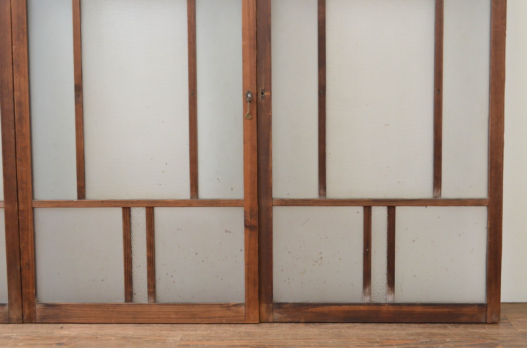 アンティーク建具　大正ロマン　ノスタルジックな雰囲気漂う幅狭ガラス窓4枚セット(引き戸、ガラス戸)(R-067206)