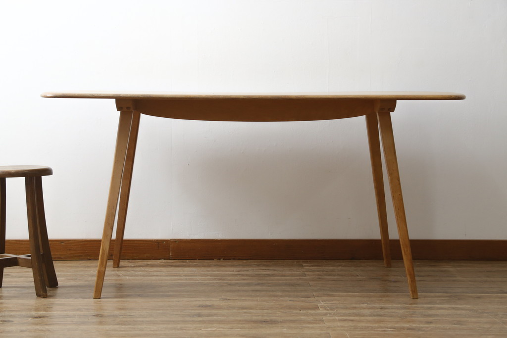 イギリスビンテージ　ERCOL(アーコール)　Windsor(ウィンザー)シリーズ　シンプルで洗練されたデザインの北欧風ダイニングテーブル(4人掛け、6人掛け、食卓、ヴィンテージ、英国)(R-082219)