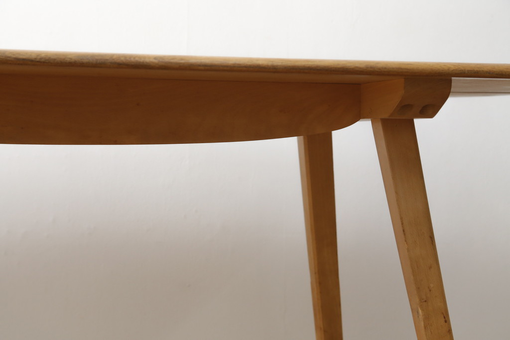 イギリスビンテージ　ERCOL(アーコール)　Windsor(ウィンザー)シリーズ　シンプルで洗練されたデザインの北欧風ダイニングテーブル(4人掛け、6人掛け、食卓、ヴィンテージ、英国)(R-082219)