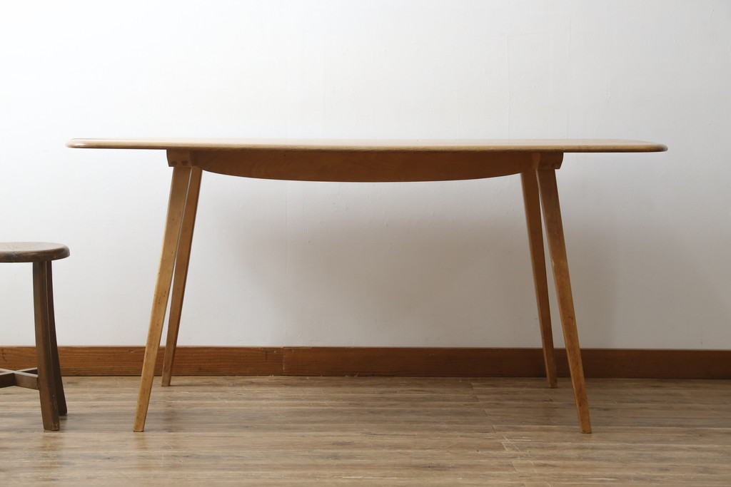 イギリスビンテージ　ERCOL(アーコール)　Windsor(ウィンザー)シリーズ　シンプルで洗練されたデザインの北欧風ダイニングテーブル(4人掛け、6人掛け、食卓、ヴィンテージ、英国)(R-082219)