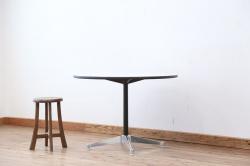 【買取】ハーマンミラー社(Herman Miller)　イームズデザイン　コントラクトテーブルを買取りました。