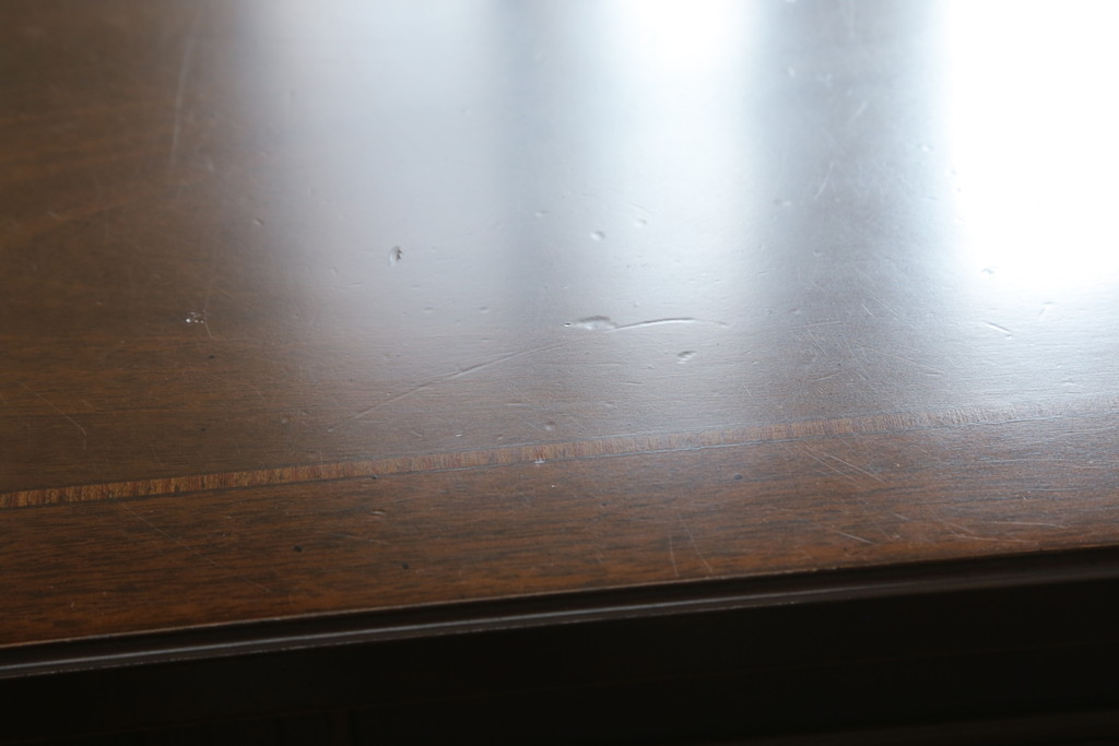 中古　カリモク家具(karimoku)　domani(ドマーニ)　PROCEED(プロシード)シリーズ　シックな色味とスタイリッシュなデザインが魅力的なダイニングテーブル(食卓、4人掛け、6人掛け)(R-075294)