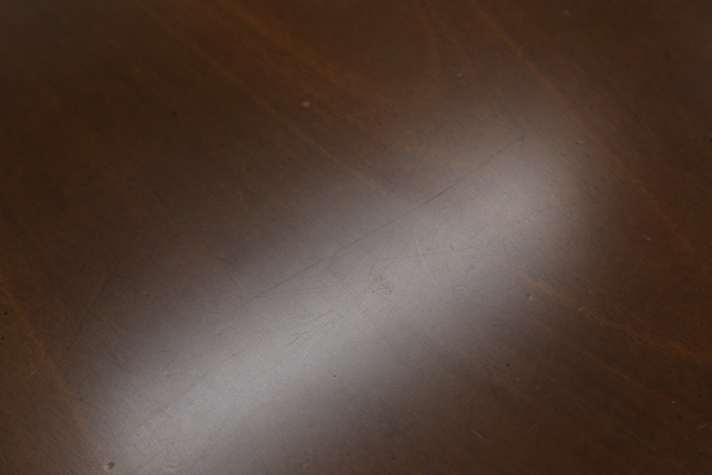 中古　カリモク家具(karimoku)　domani(ドマーニ)　PROCEED(プロシード)シリーズ　シックな色味とスタイリッシュなデザインが魅力的なダイニングテーブル(食卓、4人掛け、6人掛け)(R-075294)