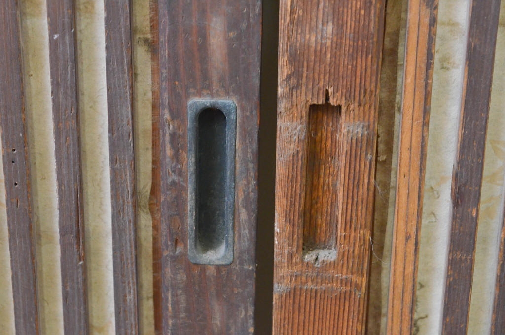 アンティーク建具　和の趣溢れる裏障子付きの幅狭格子戸4枚セット(障子戸、引き戸)(R-066790)