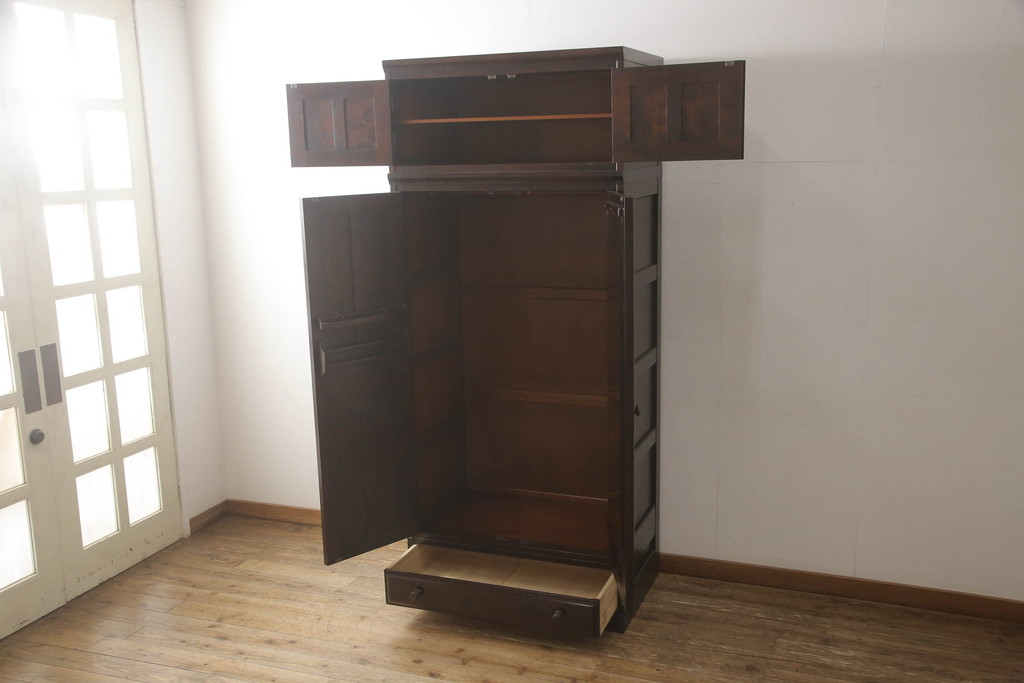 中古　北海道民芸家具　和・洋どちらの空間にも馴染みやすいシックなワードローブ(チェスト、衣装タンス)(R-048046)