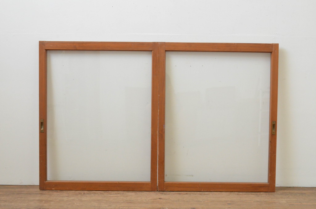 アンティーク建具　木の温かみが感じられる大判ガラス窓2枚セット(ガラス戸、引き戸)(R-067577)