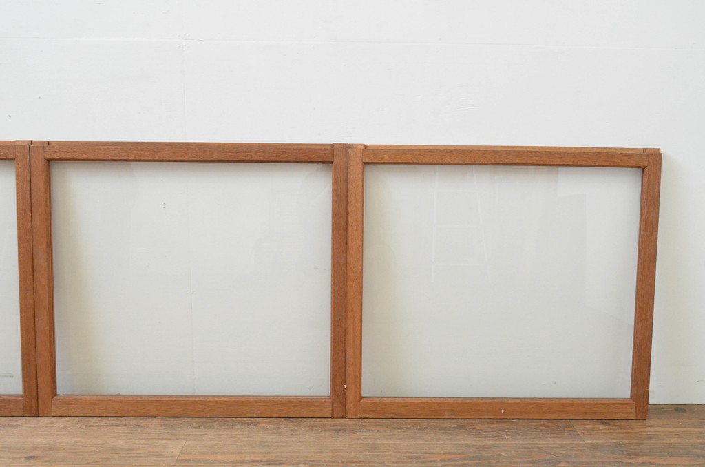 アンティーク建具　昭和レトロな雰囲気を盛り上げる大判ガラス窓4枚セット(ガラス戸、引き戸)(R-067581)