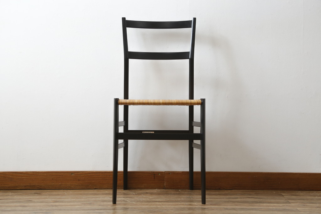 中古　Cassina(カッシーナ)　I MAESTRI COLLECTION(イ・マエストリ・コレクション)　Gio Ponti(ジオ・ポンティ)デザイン　699 SUPERLEGGERA(スーパーレジェーラ)　籐張り　アームレスチェア(ダイニングチェア、椅子、イス、いす)(R-077898)