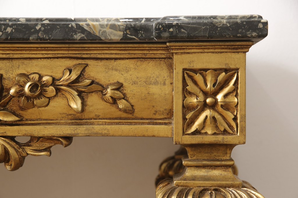 中古　極美品　イタリア超高級輸入家具　ロココ様式　ゴールドの彫刻(木彫り)と大理石天板がゴージャスなコンソールテーブル(定価約200万円以上)(サイドボード)(R-052295)