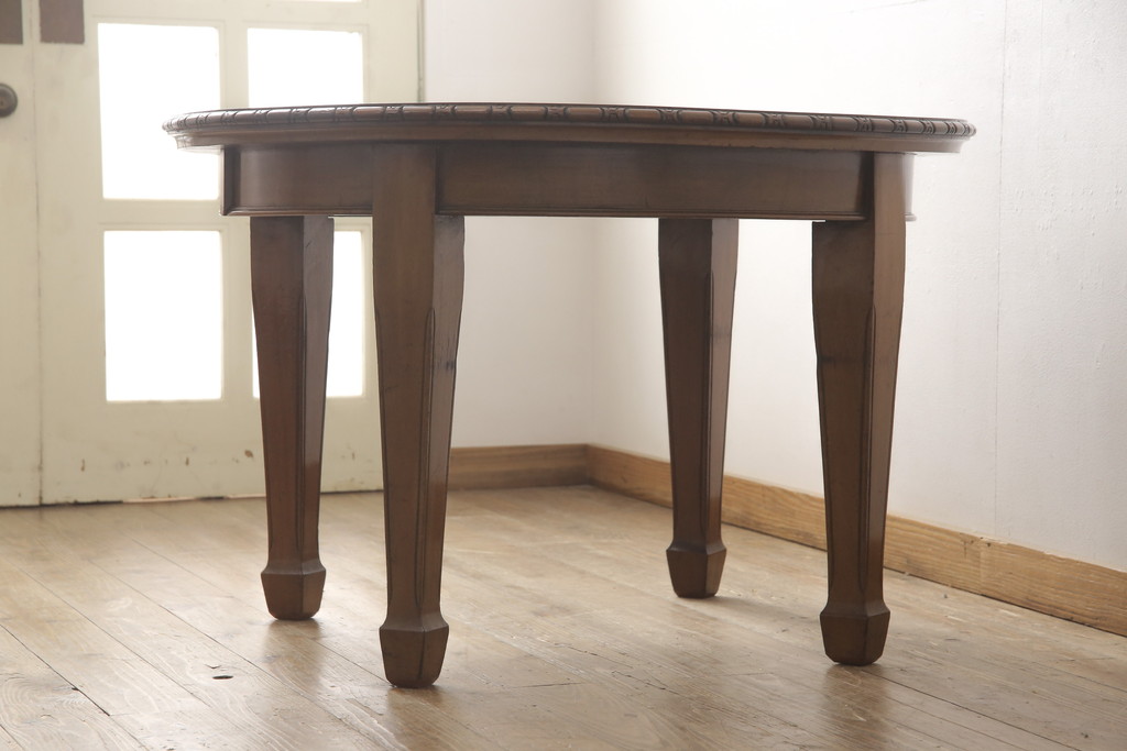 アンティーク家具　ウォールナット材　イギリスよりやってきた!気品漂うエクステンションテーブル(ダイニングテーブル、丸テーブル、拡張式テーブル、2人掛け、4人掛け)(R-053604)