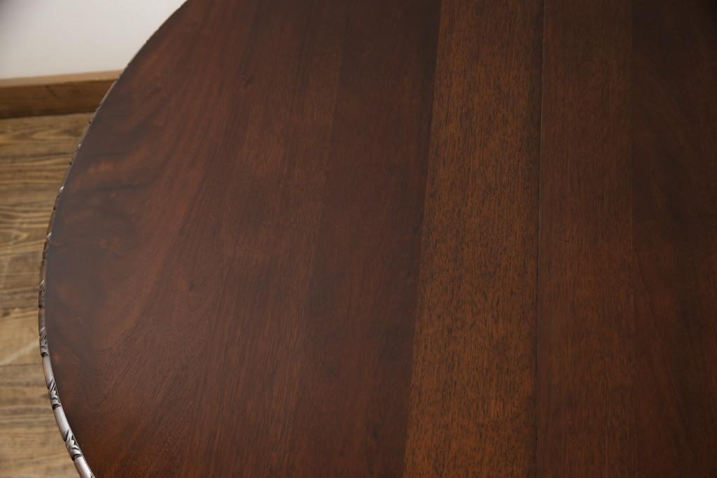 アンティーク家具　ウォールナット材　イギリスよりやってきた!気品漂うエクステンションテーブル(ダイニングテーブル、丸テーブル、拡張式テーブル、2人掛け、4人掛け)(R-053604)