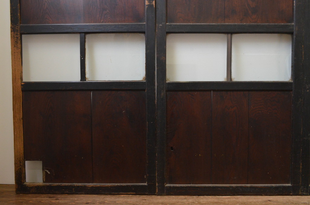 アンティーク建具　和モダンな空間を演出するガラス帯戸4枚セット(引き戸、板戸)(R-067539)