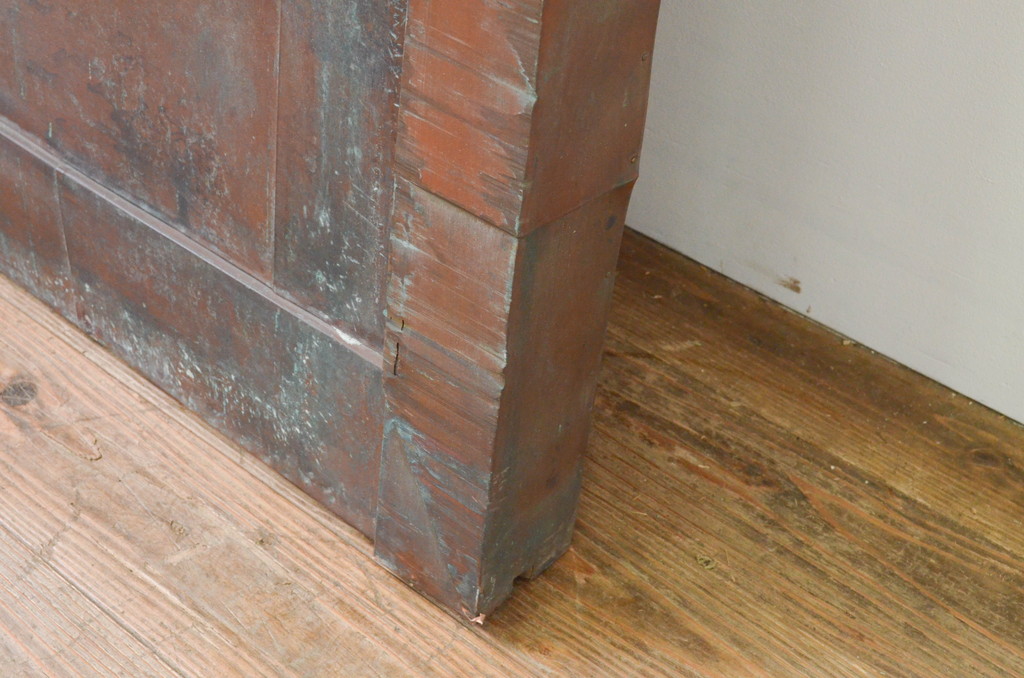 アンティーク建具　美品!!　上品な佇まいが魅力的な古い銅板張りの蔵戸1枚(引き戸、玄関戸)(R-066784)