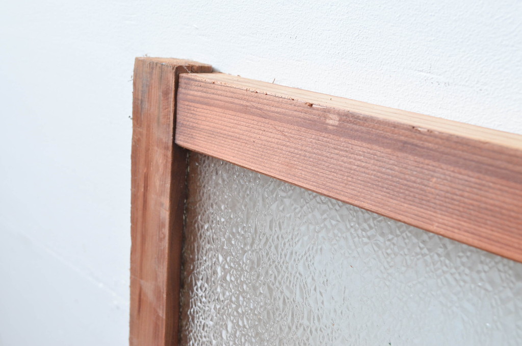 アンティーク建具　経年を感じさせる木味が魅力の明かり取り2枚セット(明り取り、ガラス欄間)(R-080524)