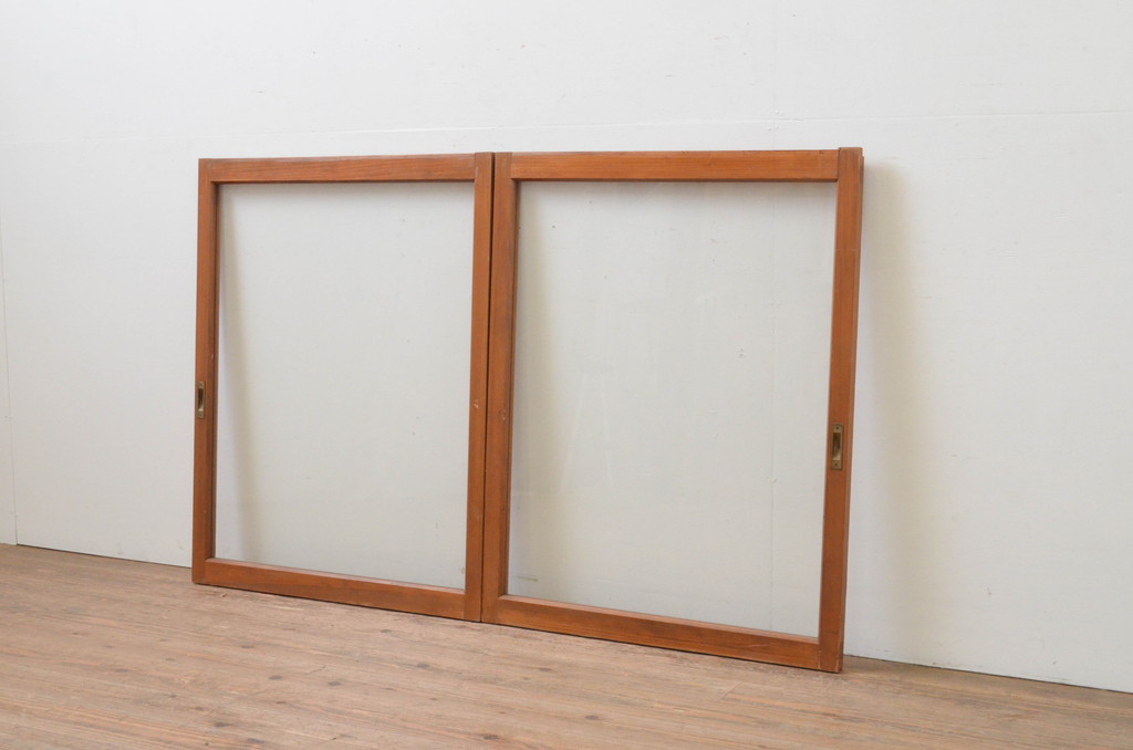 アンティーク建具　レトロな空間づくりにおすすめの大判ガラス窓2枚セット(ガラス戸、引き戸)(R-067807)