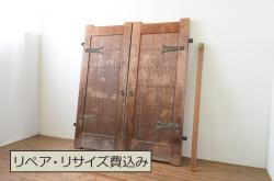 アンティーク建具　特大!!　ヒノキ材　味わい深い風合いの立派な門扉1対2枚セット(木製扉、蔵戸、玄関戸)(R-067551)