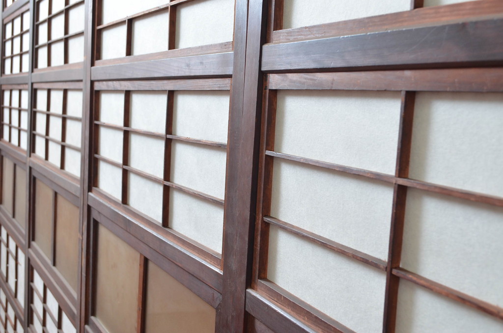 アンティーク建具　上手物!!　和の風情が感じられる裏障子付きの幅狭格子戸4枚セット(障子戸、引き戸)(R-080646)